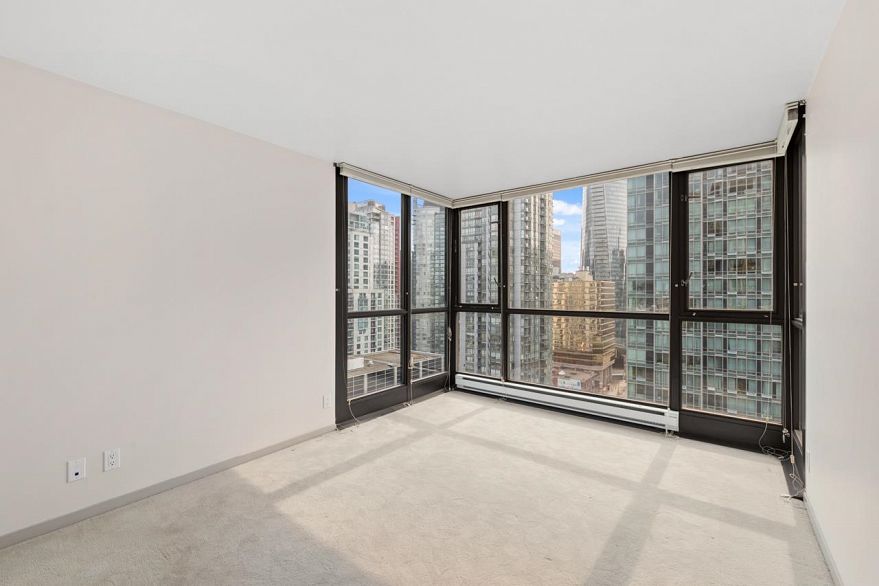 2202 1331 Alberni Street