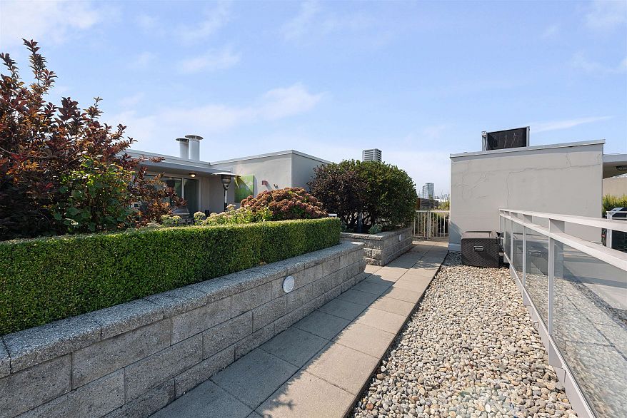 903 221 Union Street