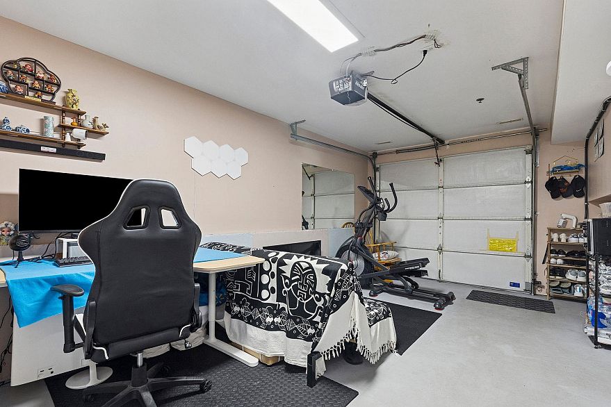 3379 Fieldstone Avenue