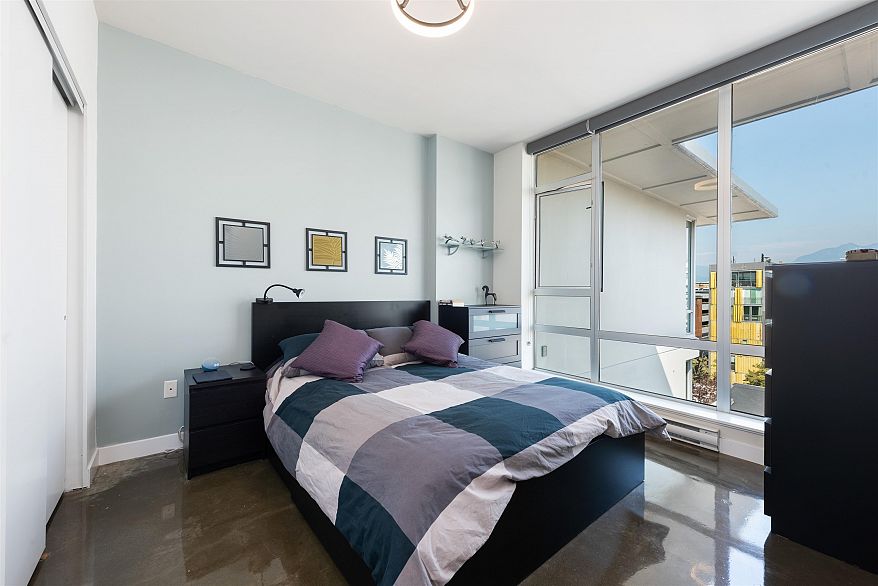 903 221 Union Street