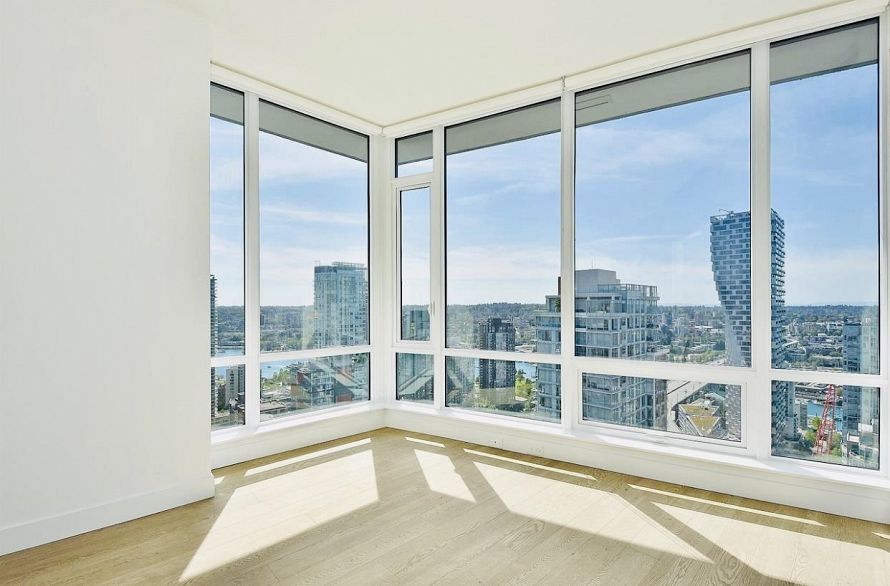 3506 1283 Howe Street