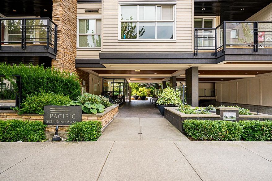 119 5928 Birney Avenue