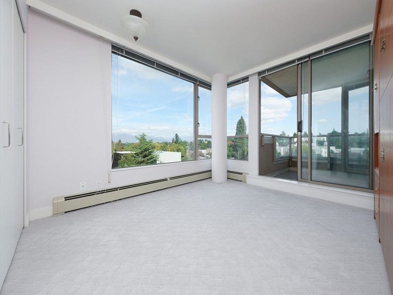 802 2108 W 38th Avenue