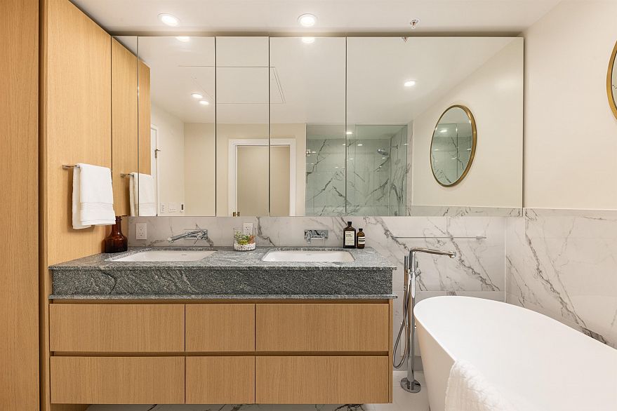 309 3668 W 10th Avenue