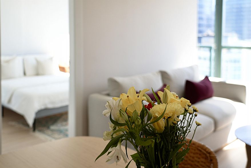 2909 1239 W Georgia Street