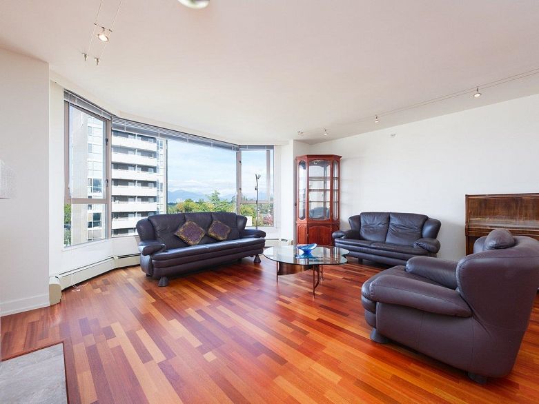 802 2108 W 38th Avenue