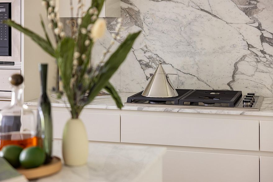 309 3668 W 10th Avenue