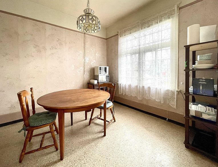 2250 E Pender Street