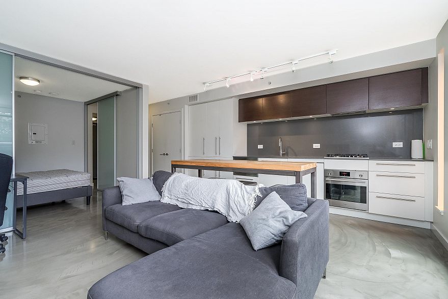 505 150 E Cordova Street