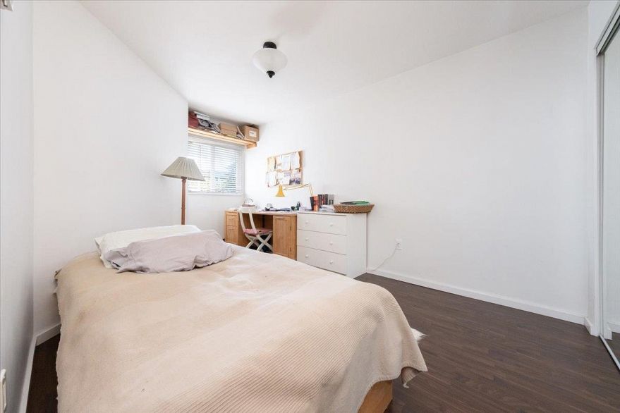 206 2255 Eton Street