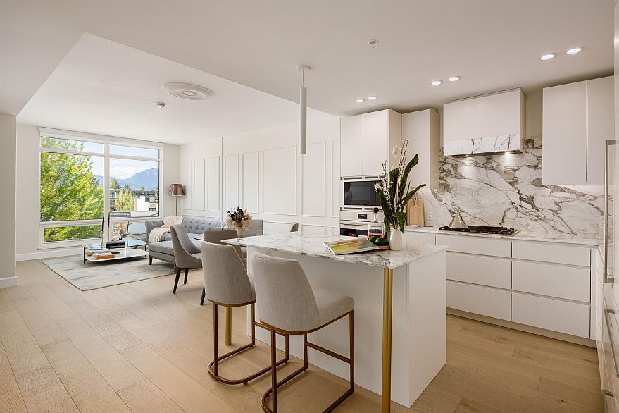 309 3668 W 10th Avenue