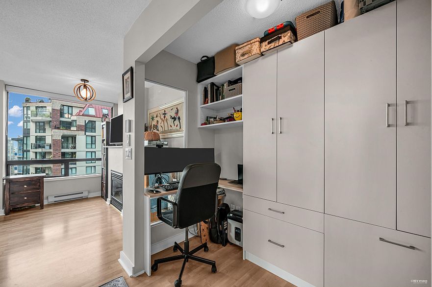 1504 1003 Burnaby Street