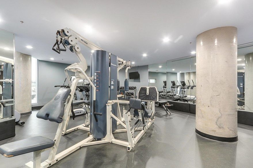 517 618 Abbott Street