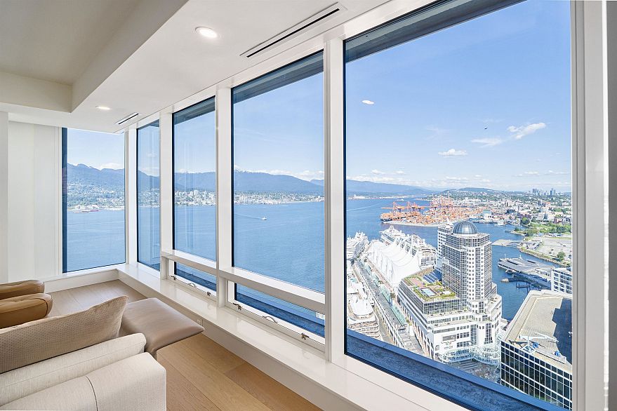 4102 1011 W Cordova Street