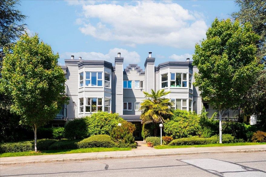 206 2255 Eton Street