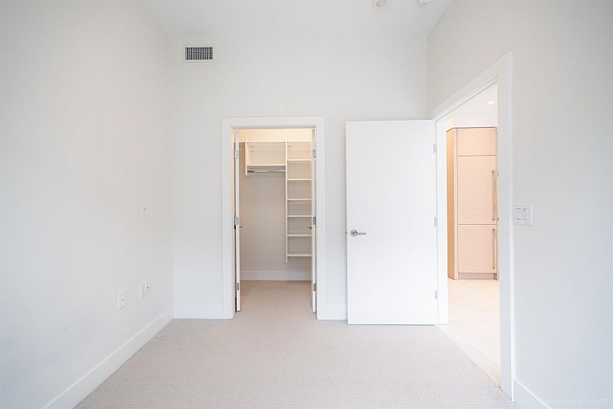 416 3438 Sawmill Crescent