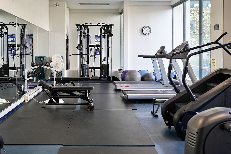 2909 1239 W Georgia Street