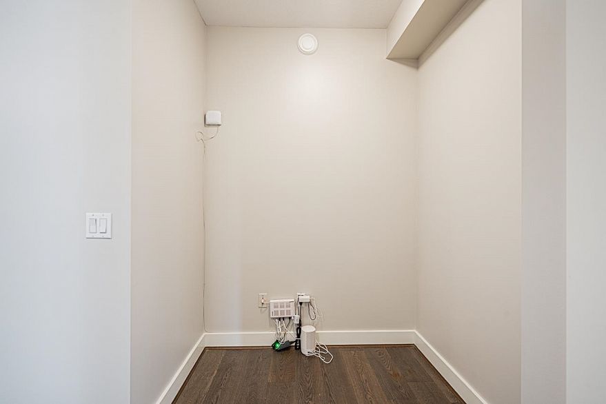 119 5928 Birney Avenue