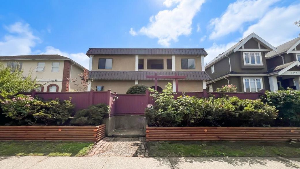 2236 W 18th Avenue