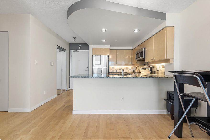 1708 1008 Cambie Street