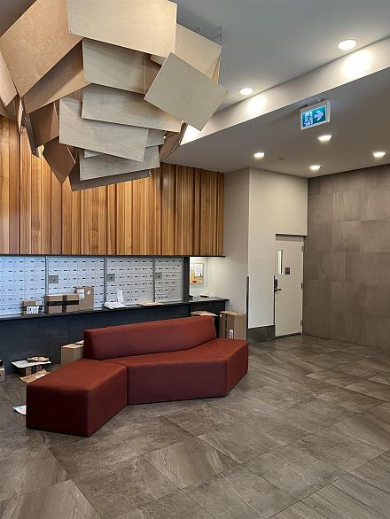 1206 285 E 10th Avenue