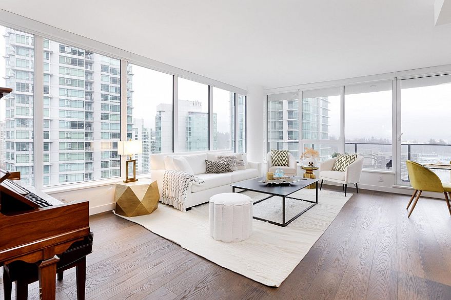 1201 620 Cardero Street