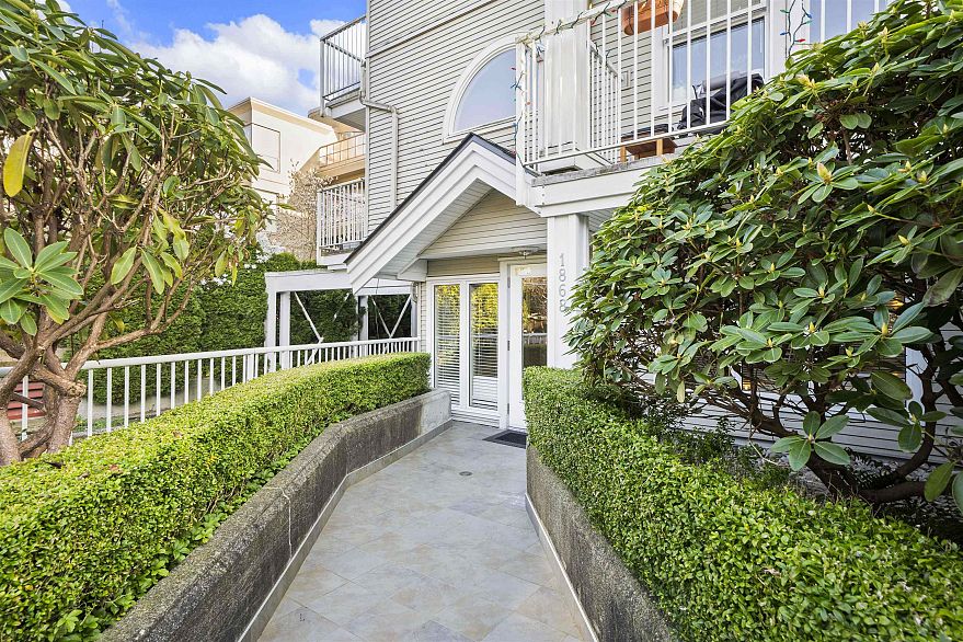 201 1868 W 8th Avenue