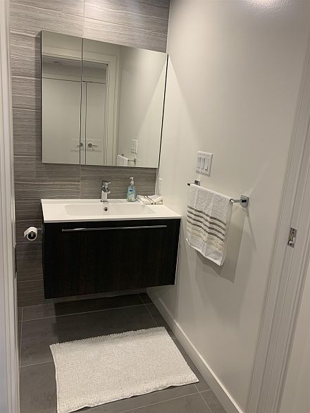 1206 285 E 10th Avenue