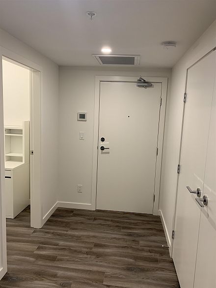 1206 285 E 10th Avenue