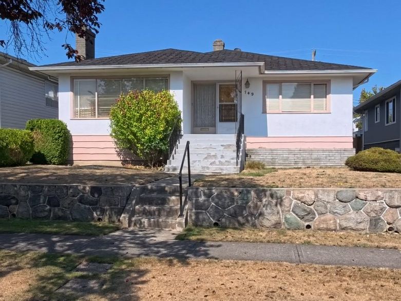 749 W 60th Avenue