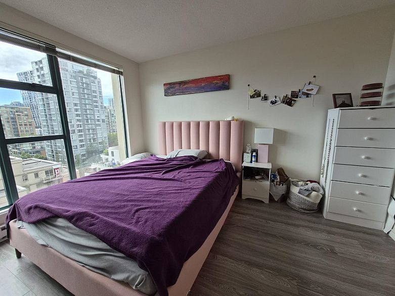 1707 939 Homer Street