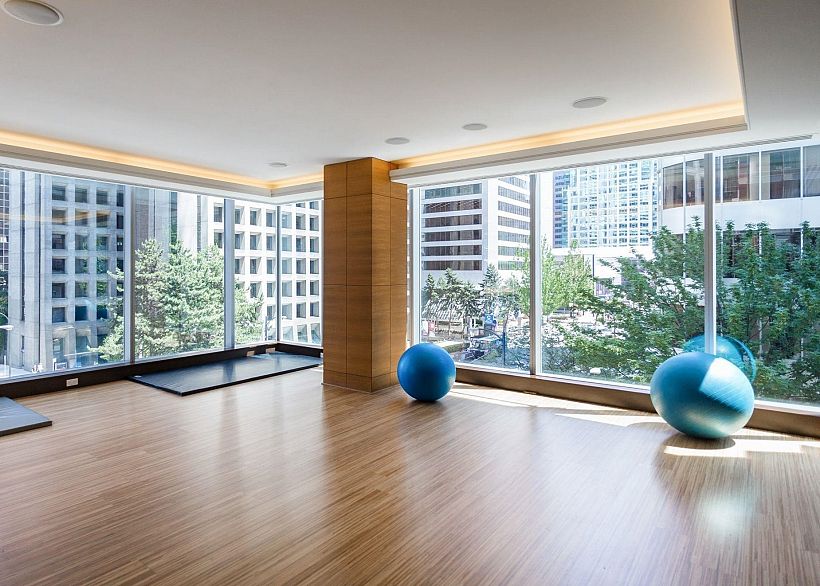 5501 1128 W Georgia Street