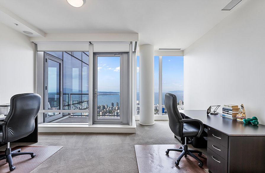 5501 1128 W Georgia Street