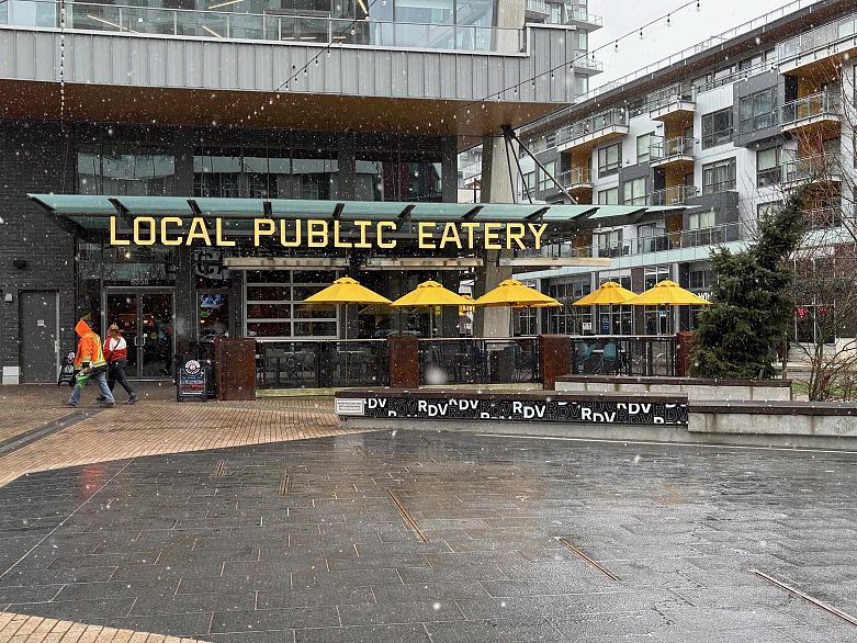 206 2733 Chandlery Place