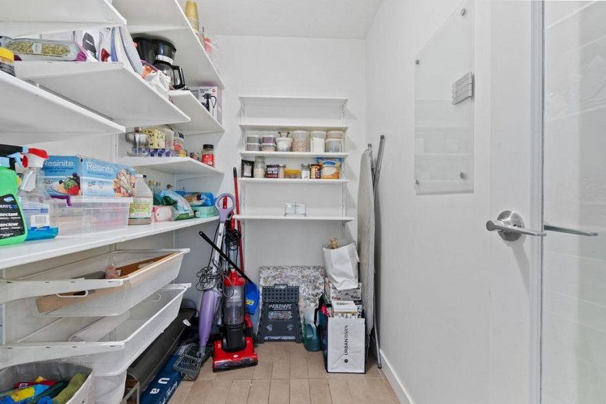 801 980 Cooperage Way