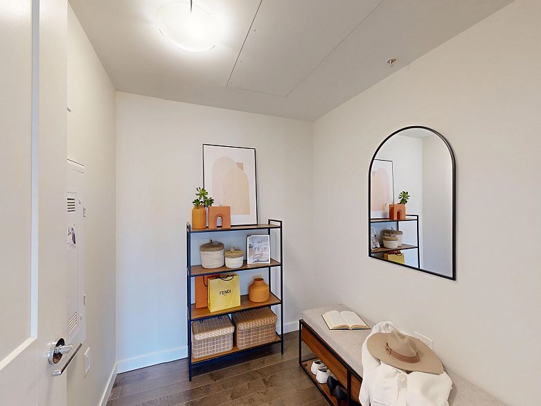 1207 1708 Ontario Street