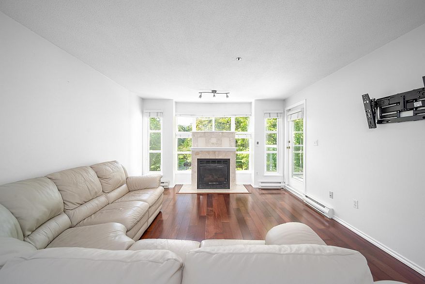 302 8728 SW Marine Drive