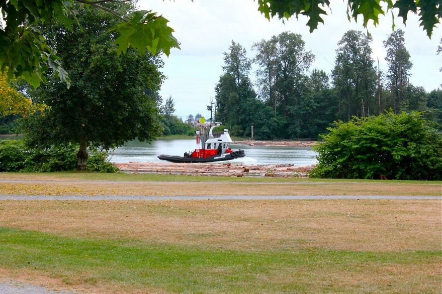 206 2733 Chandlery Place