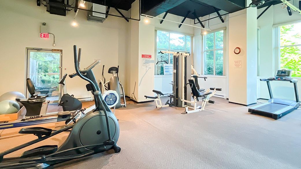 206 2733 Chandlery Place