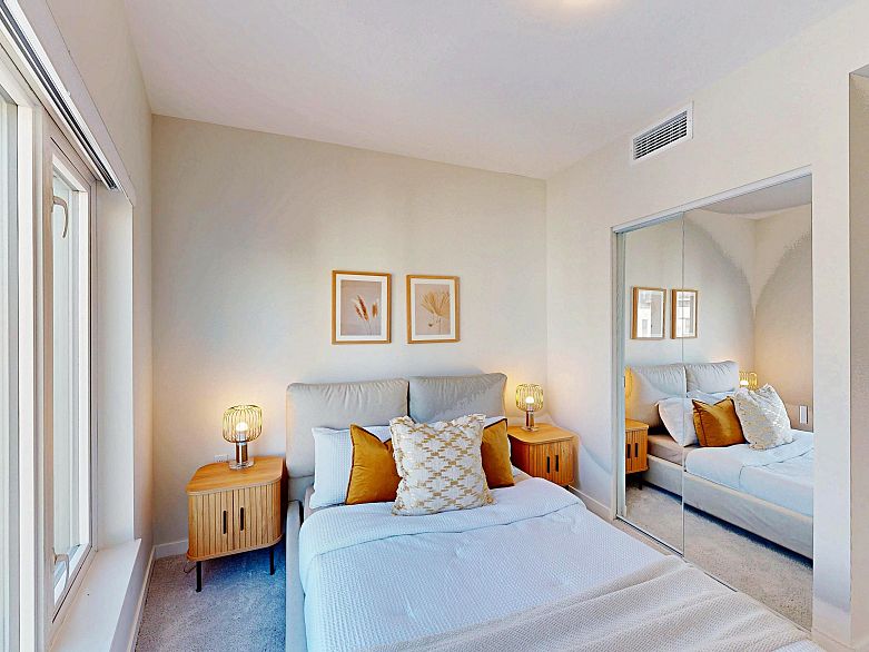 1207 1708 Ontario Street