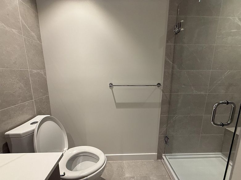 704 5608 Berton Avenue