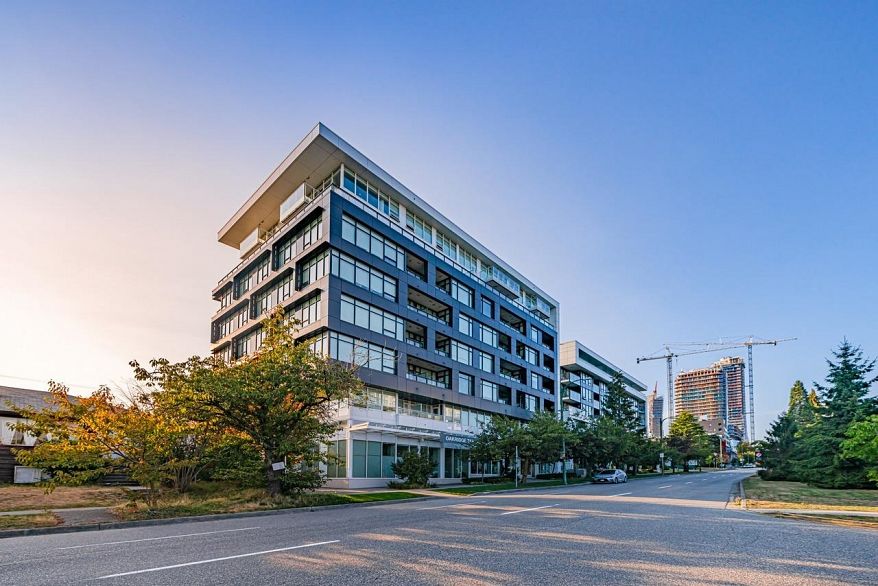 707 6383 Cambie Street