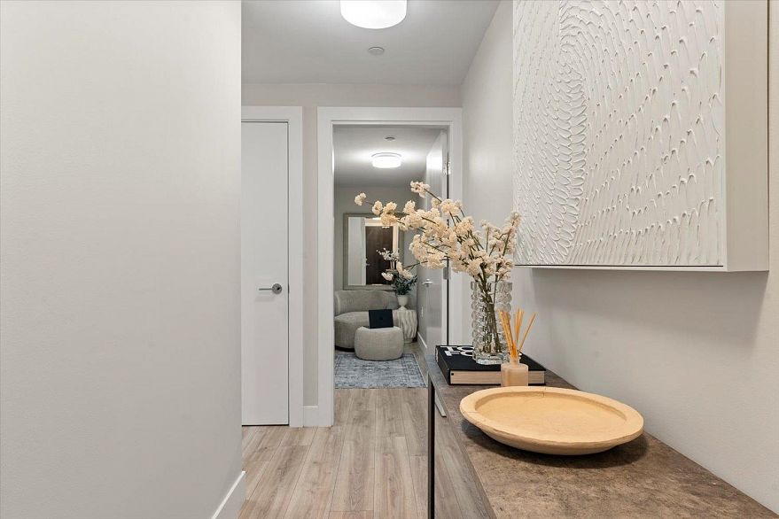 508 8533 River District Crossing