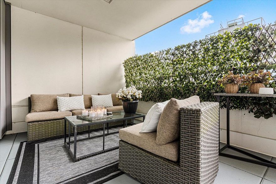 508 8533 River District Crossing