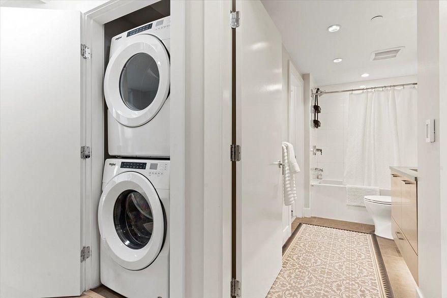 508 8533 River District Crossing