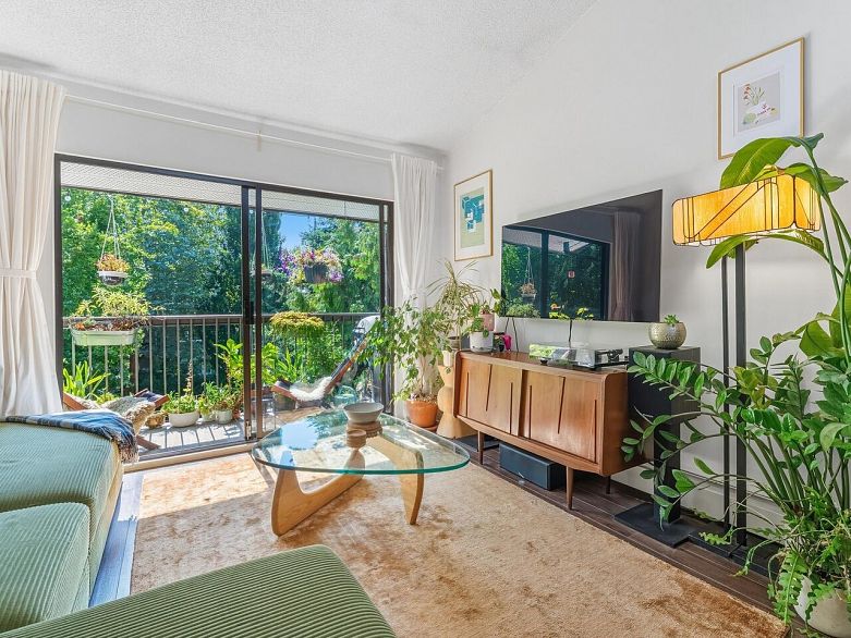 314 1515 E 5th Avenue