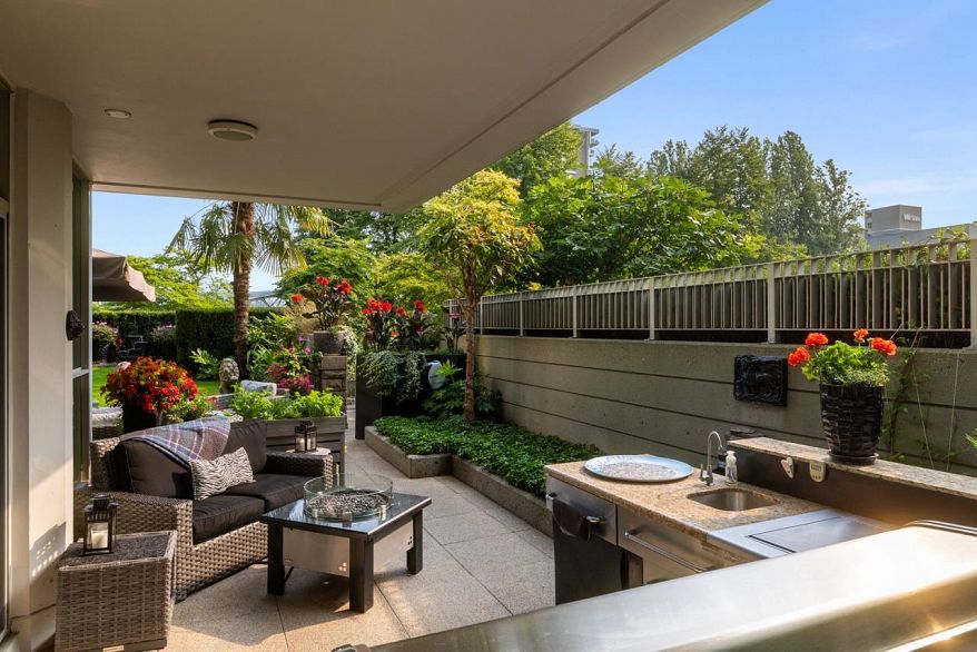 102 1717 Bayshore Drive