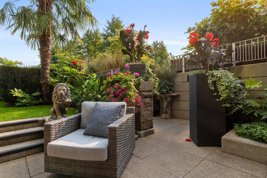 102 1717 Bayshore Drive