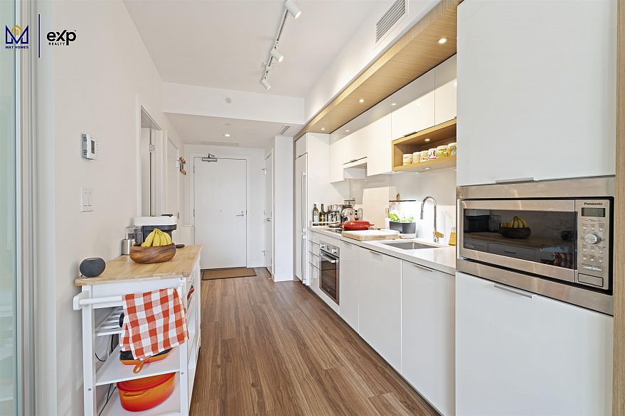 406 1661 Quebec Street