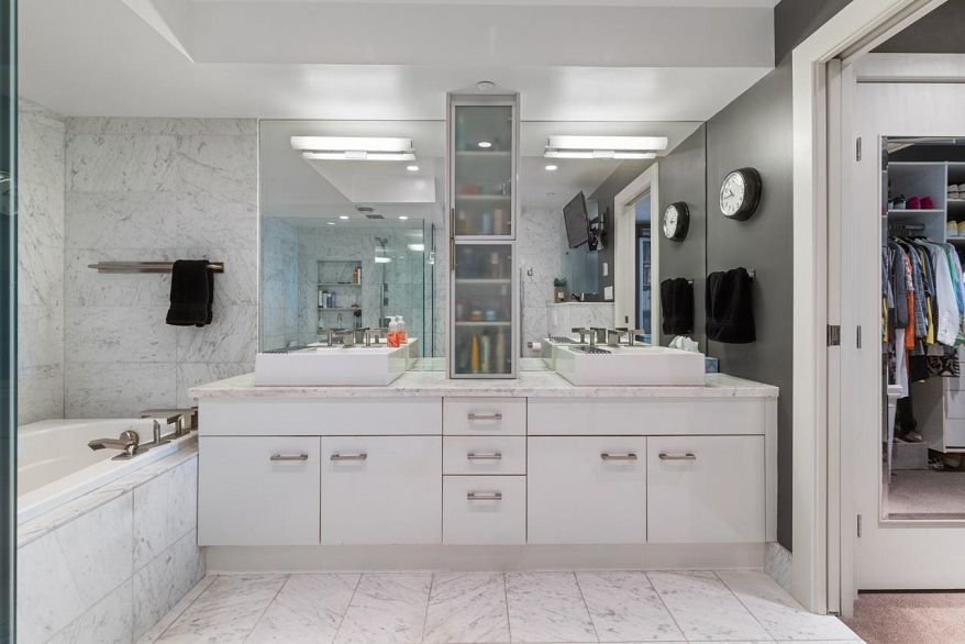 102 1717 Bayshore Drive